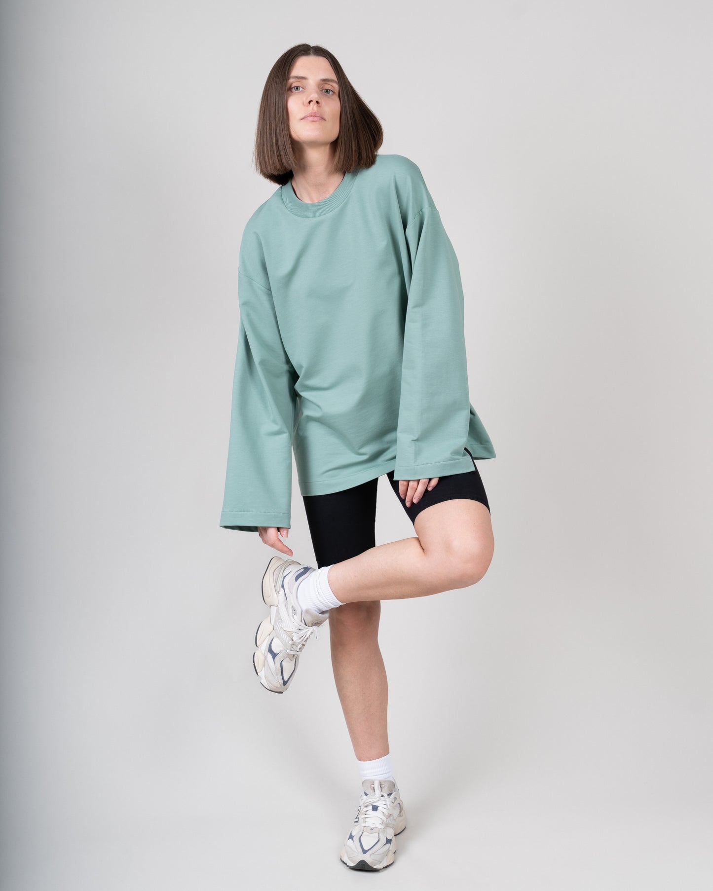 Unisex marškinėliai ilgomis rankovėmis iš standžios medvilnės
