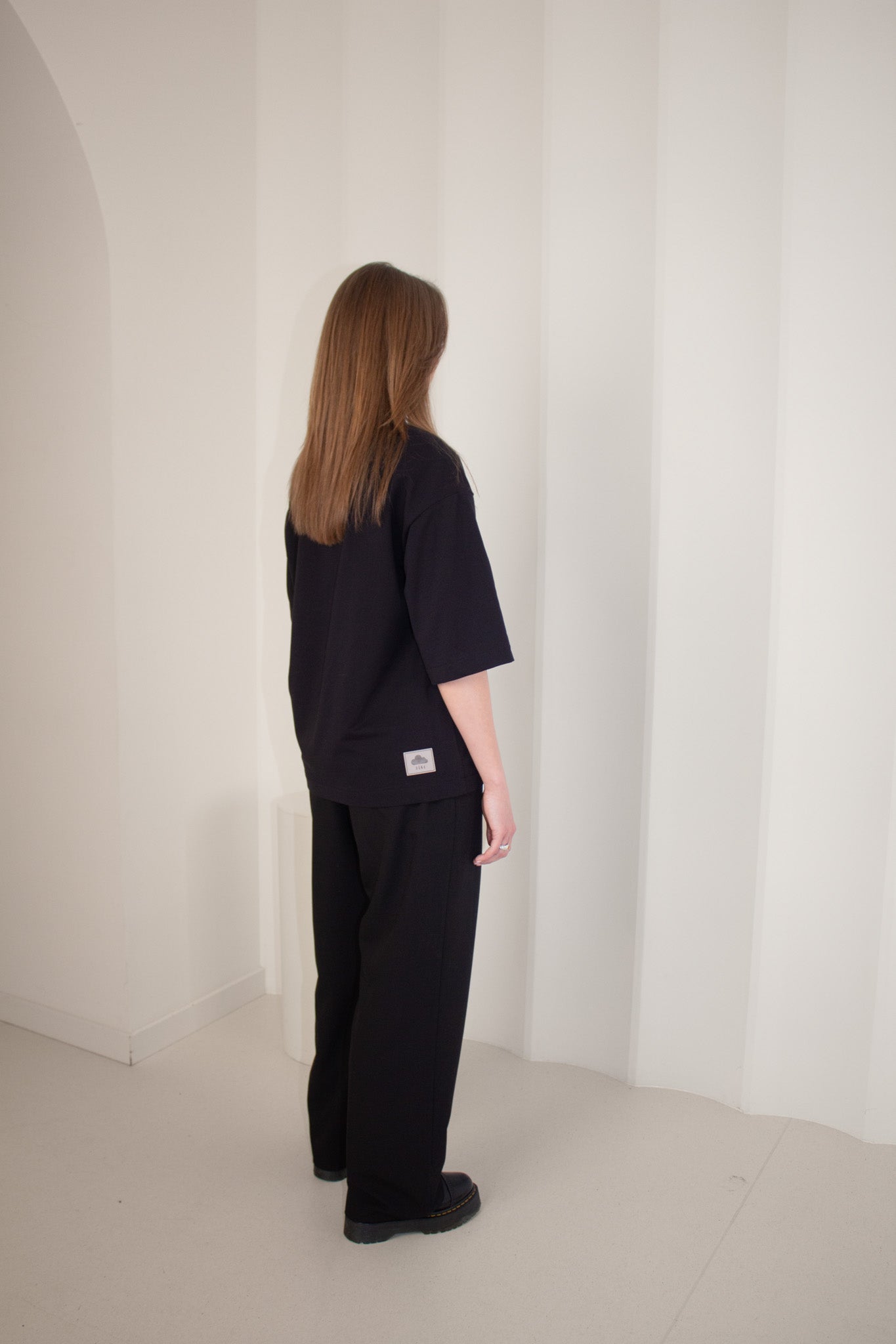 Tvarūs unisex marškinėliai trumpomis rankovėmis iš standžios medvilnės | Dūna