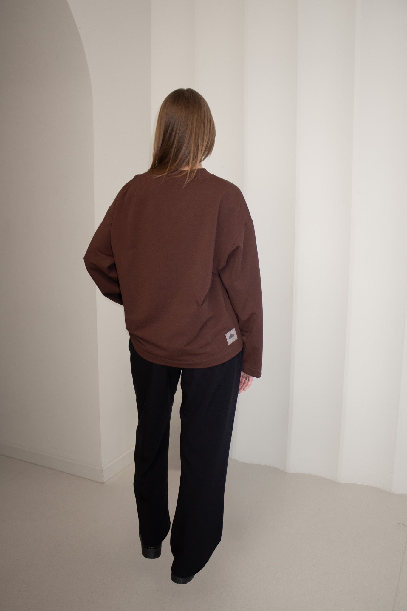 Tvarūs unisex marškinėliai ilgomis rankovėmis iš standžios medvilnės | Dūna