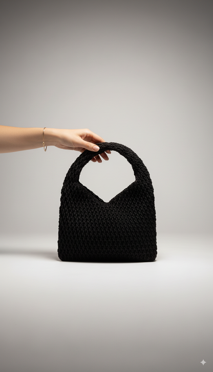 Maža rankomis nerta rankinė | Dūna